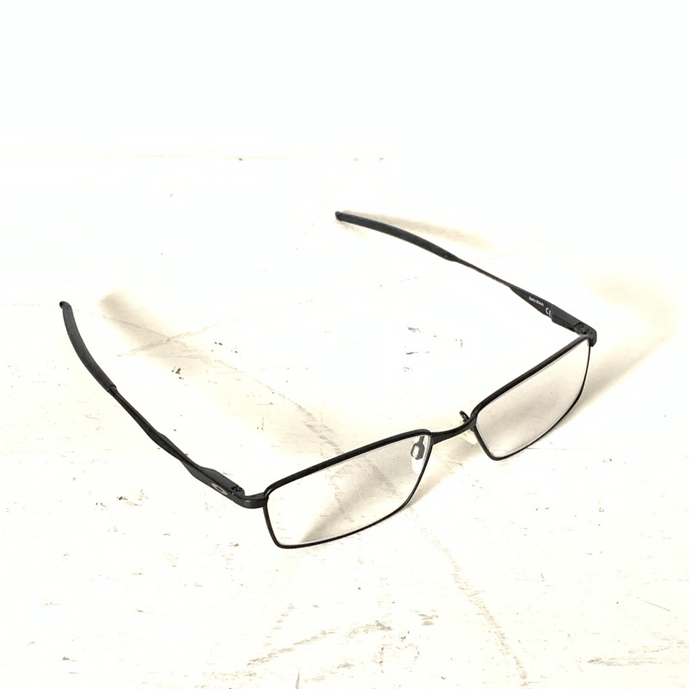 Oakley Limit Switch Eye Glasses
